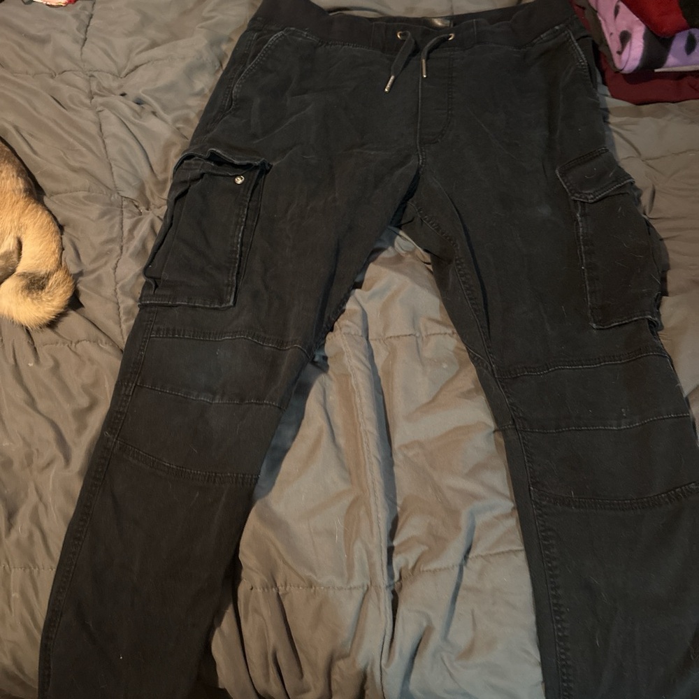 H&M Black Cargo Pants Relaxed Fit
